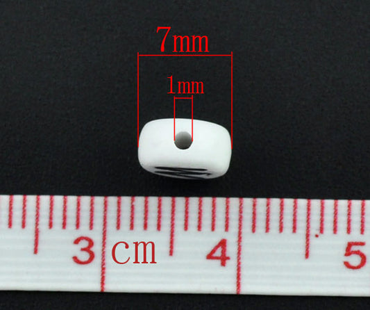 Acrylic White Alphabet/Letter "W" Coin Spacer Beads, 7mm, 10 pcs