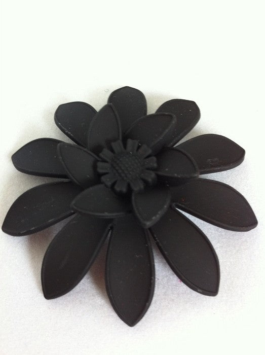 Acrylic Flower 2 Hole Bead, Black, 63 cm, 10 pcs - FAULTY