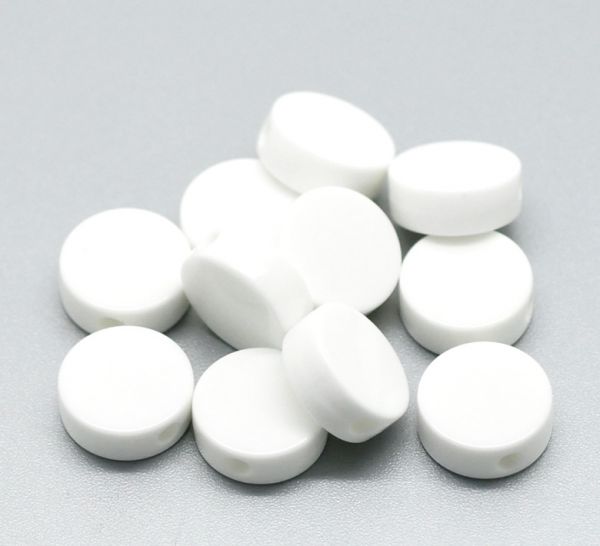 Resin Beads Flat Round, White, 13mm(1/2"), 100pcs