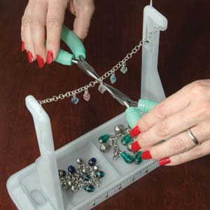 Bead Buddy Chain Station