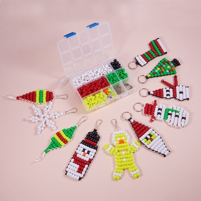 Christmas Key Chain Kits, pony beads, compartment - makes 10 keychains