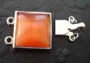 Box/Slide Clasp Cats Eye Square 17mm 2 strands orange, 1pc