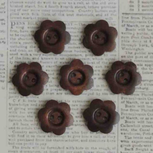 Wooden Buttons. Natural wood stained Flower designed, 1inch, 7 pcs