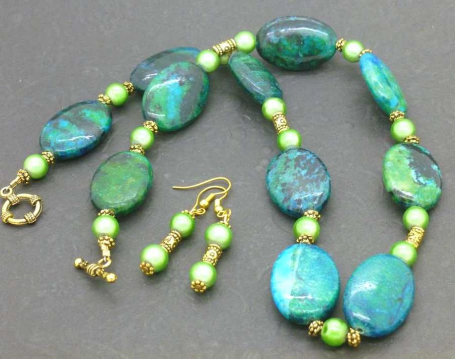 Rainforest Green Beaded Necklace 54cm - Plus earrings