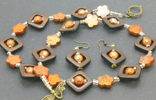 Brown and Orange Beaded Necklace 54 cm - plus earrings