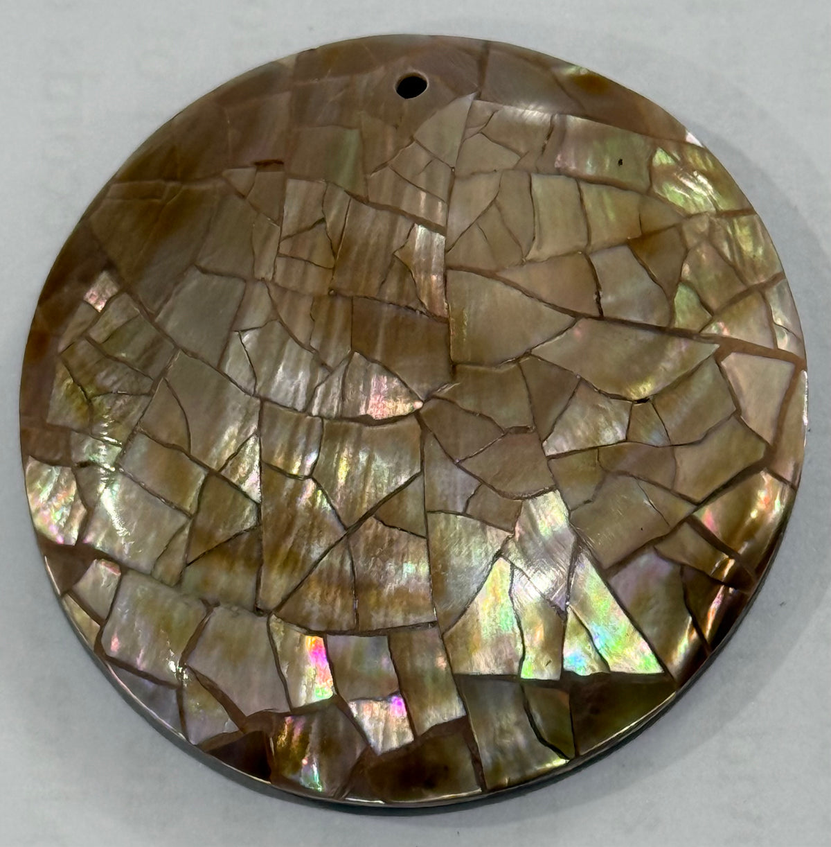 Mother of Pearl Round Pendant – Brown Crackle Effect – 40mm, 1pc