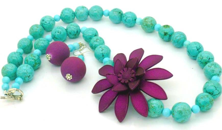 Purple Flower Beaded Necklace, 54cm - Plus Earrings  - Party Necklace!