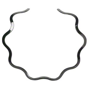 Neckwire, gunmetal-plated brass, 15-inch open wavy design with smooth finish, 1pc