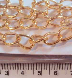 Gold Plated Twisted Oval Link Chain, 12 x8mm, 1metre