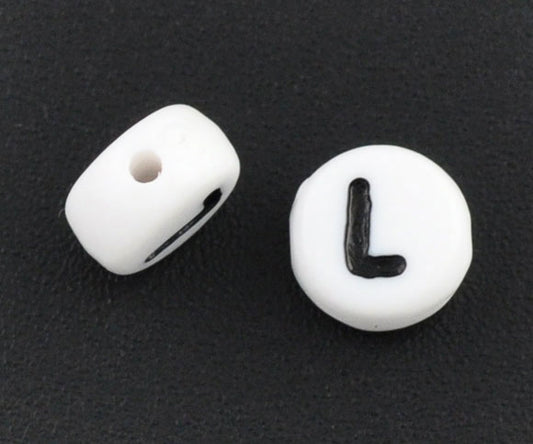 Acrylic White Alphabet/Letter "L" Coin Spacer Beads, 7mm, 10 pcs