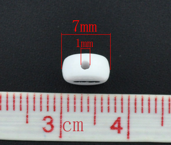 Acrylic White Alphabet/Letter "I" Coin Spacer Beads, 7mm, 10 pcs