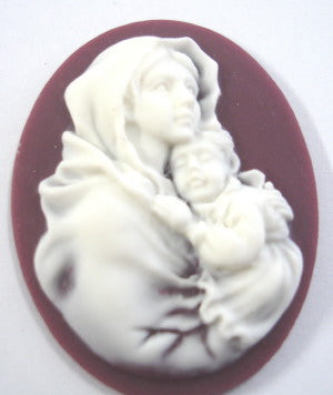 Resin, Maddona and child, white on burgandy 3d Cameo,  40 x 30 mm, 1 pc